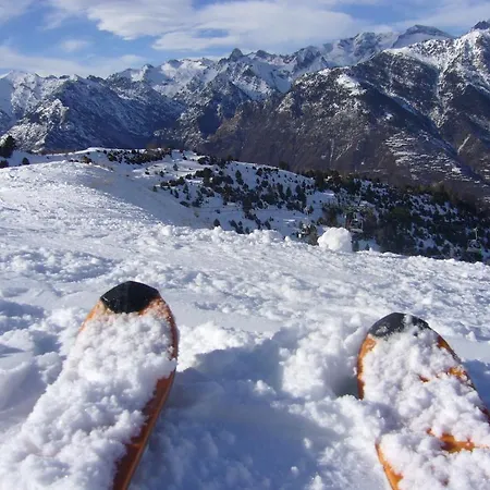 Hotel Tres Picos Eriste